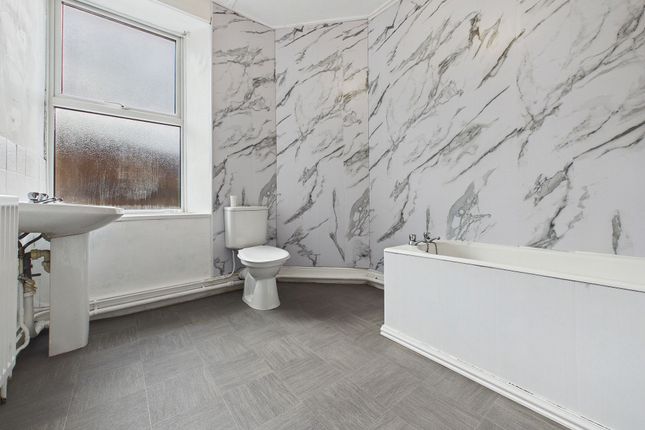 20, Hartington Street, Consett photo 4