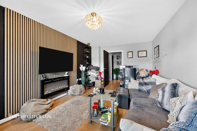 Flat 4, York House, Brighton Road, Tadworth photo 2