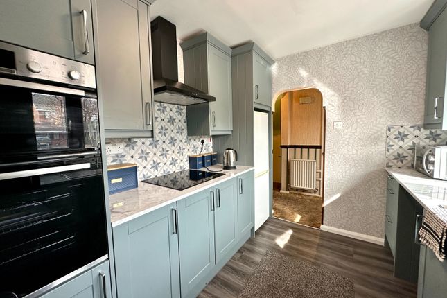 11, Denmead Drive, Wolverhampton photo 2