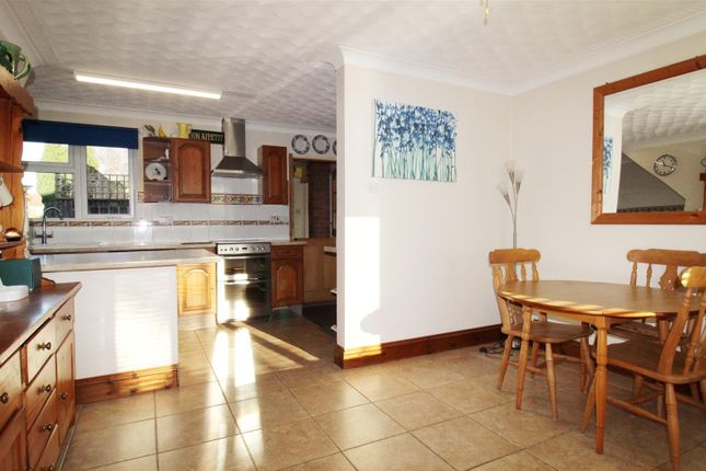 160 Bridge Road photo 3