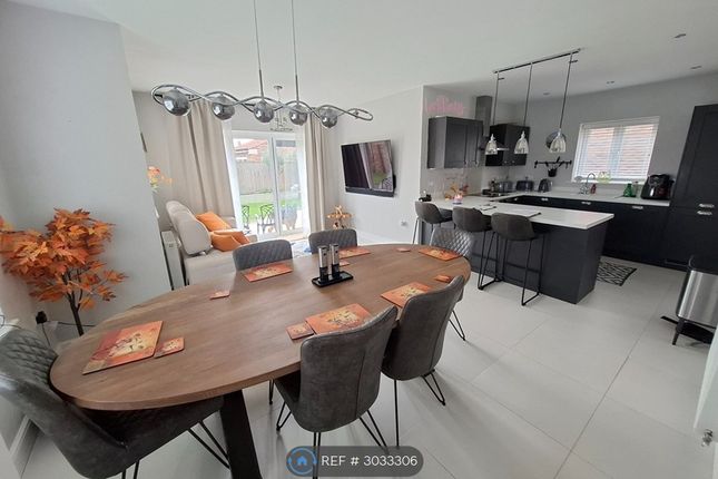 Throstle Close, Langthorpe Boroughbridge, York photo 2
