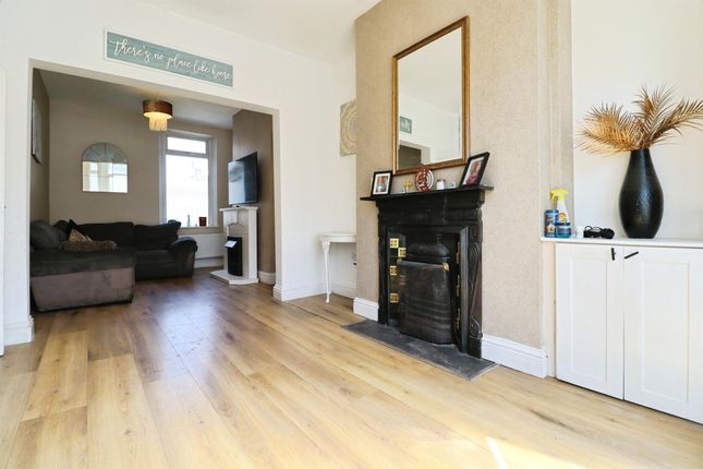 28, Craddock Street, Cardiff photo 3