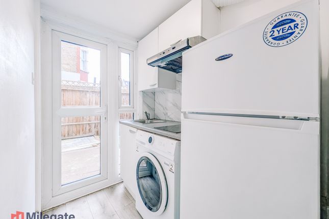 Flat 2 87, Fairview Road, Greater London photo 2