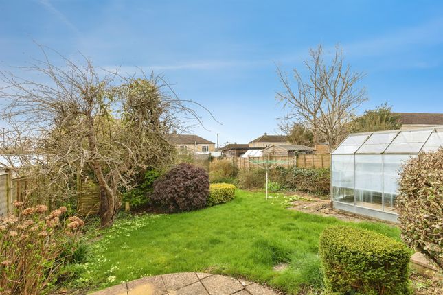 37, Greenacres, Bath photo 3