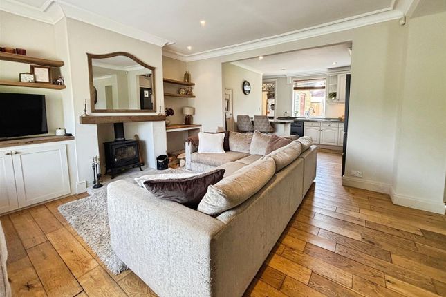 55, St. Helena Road, Bradford photo 2