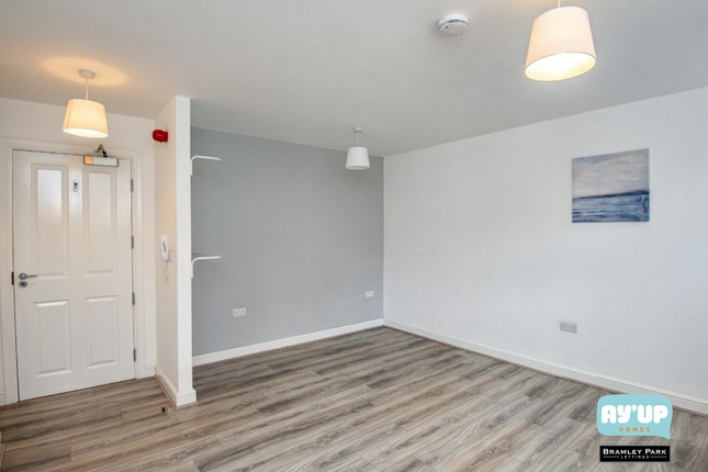 Flat 3, 22 Westgate, Rotherham photo 3