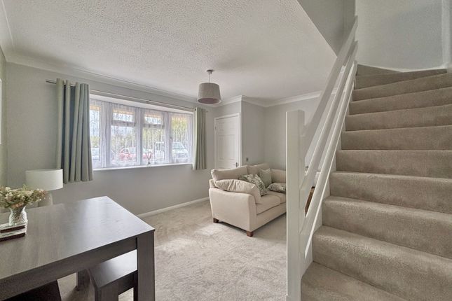 46 Chedworth, Bristol photo 4