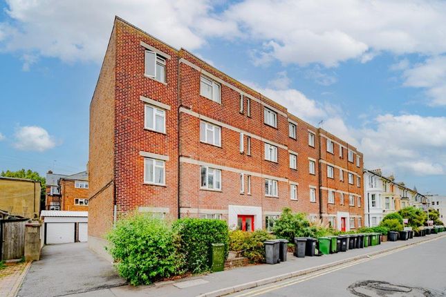 Flat for sale in Ceylon Place, Eastbourne