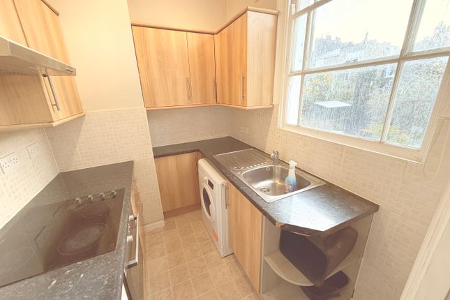 Alma Street, Kentish Town photo 3