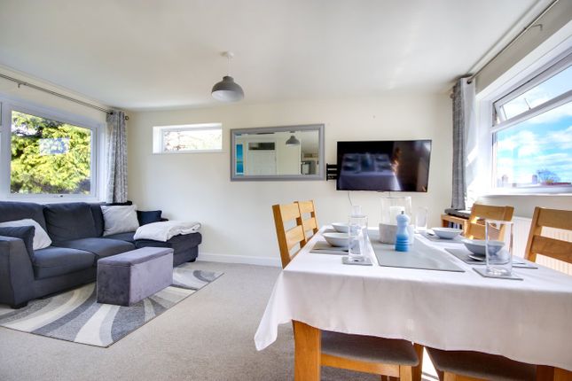 1 Buckland Court, Lower Buckland Road, Lymington photo 4