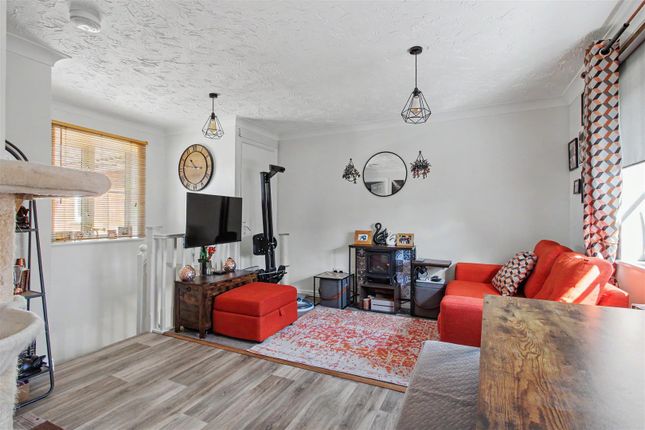 33, Bayfield Close, King's Lynn photo 4