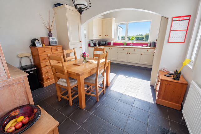 Meadow Lodge, Cullompton photo 4