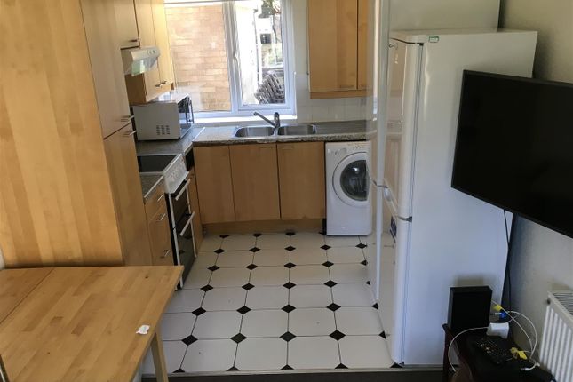 108, Leahurst Crescent, Birmingham photo 4