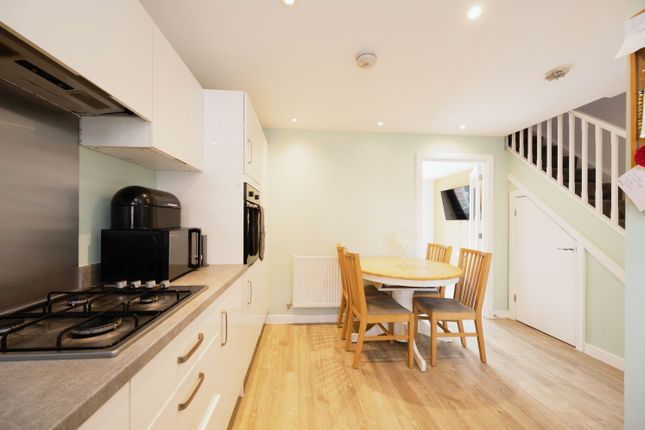 8, Herons Way, Hampshire photo 3