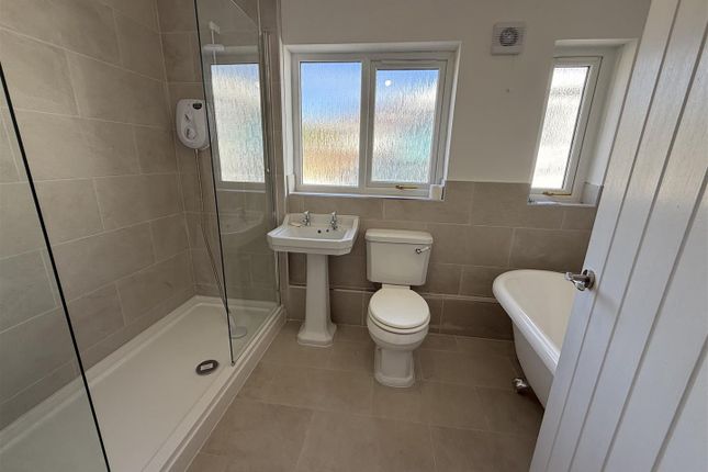 57, Parc Tyisha, Burry Port photo 4