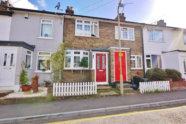 Thumbnail Terraced house to rent in St Peters Road, Brentwood