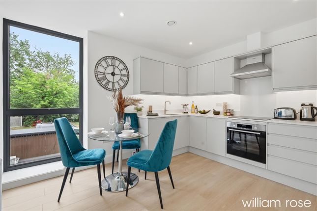 2, Sergeant House, High Road, Woodford Green photo 4