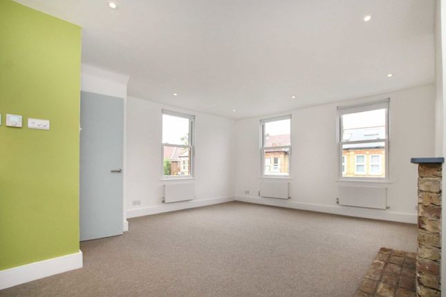 45A, Quicks Road, London photo 3