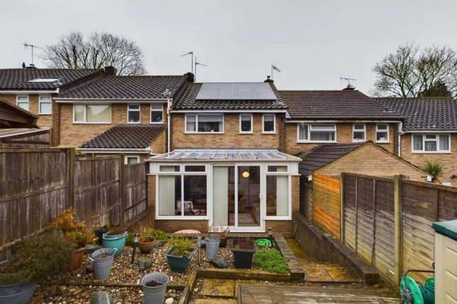Terraced house for sale in Wood View, Gadebridge