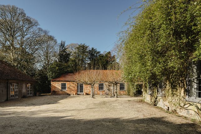 Narborough Hall_41.Jpg