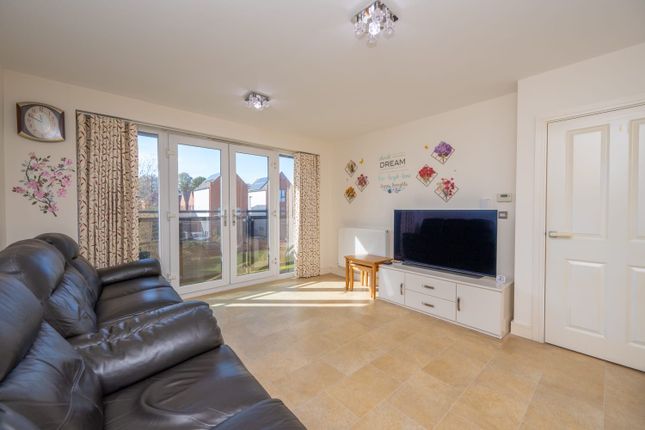 Somerset Close, Derby photo 4