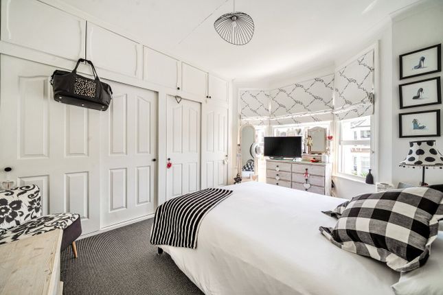 106B,, Mount Pleasant Road, London photo 4