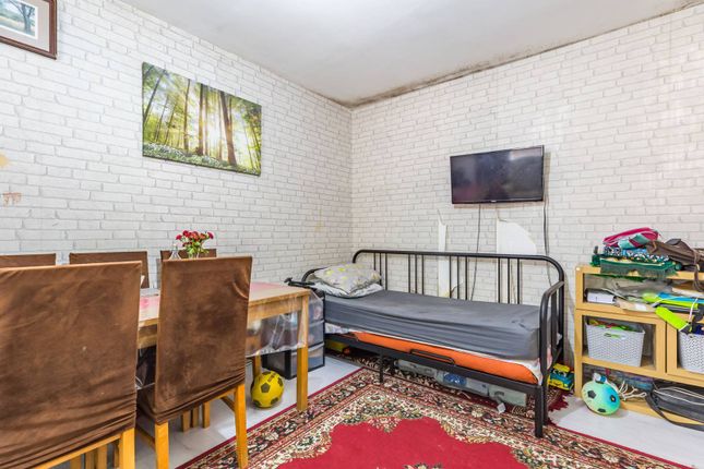 Thumbnail Flat for sale in Bow Road, Bow, London