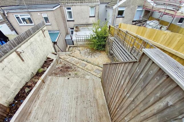 134, ABERDARE photo 2