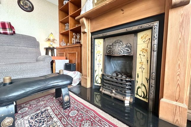 3, Pennwood Lane, Wolverhampton photo 3