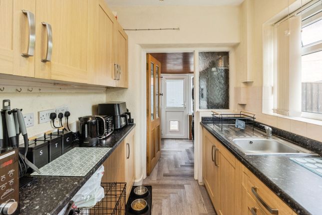 13, Neville Avenue, Cheshire photo 4