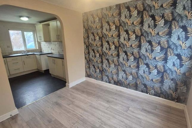 26, Brindleyford, Telford photo 4