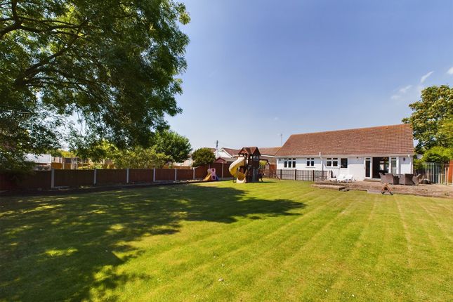Hazeldene Parkgate Road, Stanford-Le-Hope photo 2
