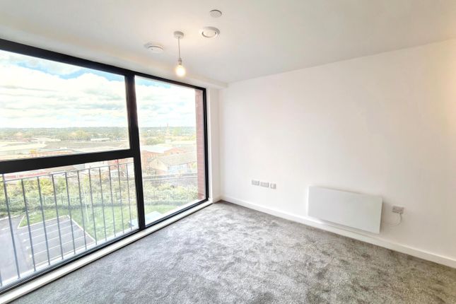 314 Willow Court, Ford Lane, Salford photo 5