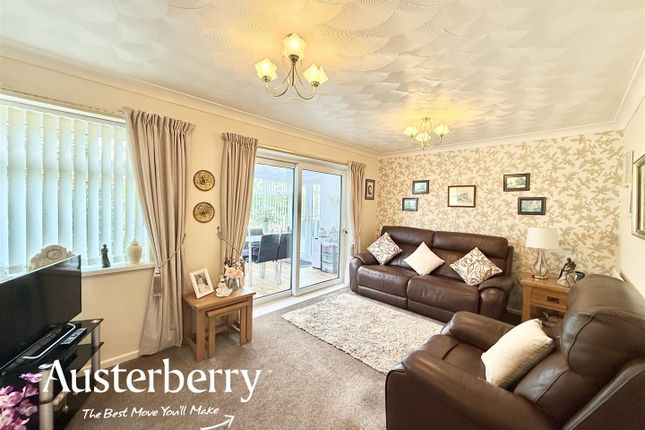 9, Nutbrook Avenue, Stoke-On-Trent photo 2
