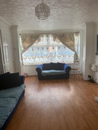 120, Denville Crescent, Birmingham photo 2