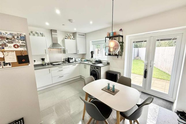 27, Cae Eithin, Abergele photo 3