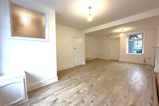 5 Duffryn Street, Mountain Ash photo 2