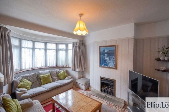 295 Kings Road, Harrow photo 2