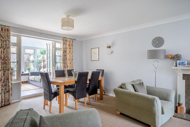 5, Jubilee Way, Storrington photo 4