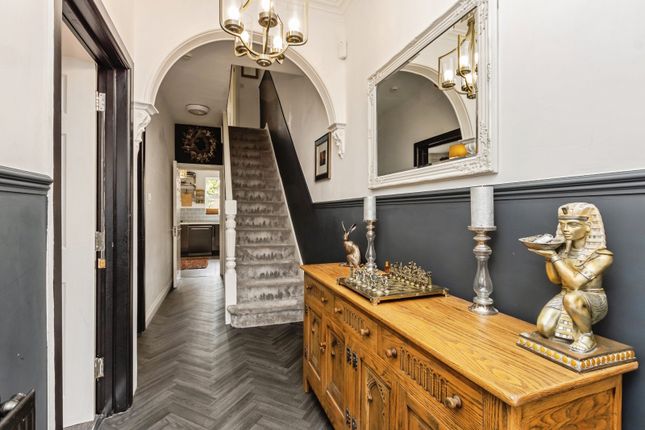 4-bed house on 10, Dunlop Avenue, Nottinghamshire, £300,000
