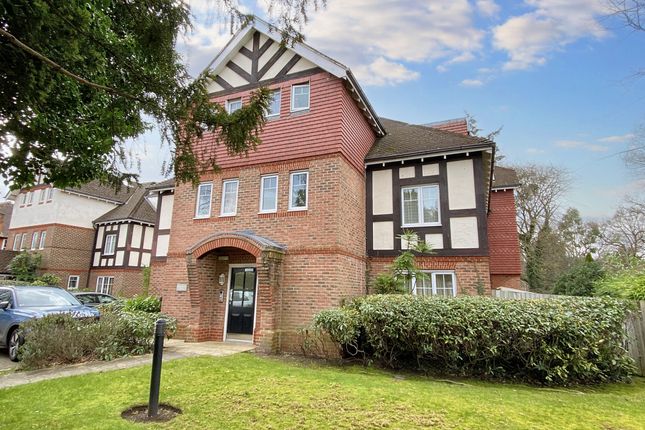 Flat for sale in Coley Avenue, Woking