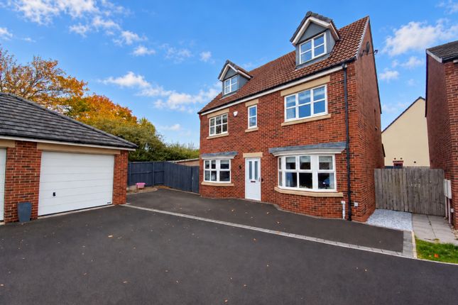 4-bed detached on Hewick Road, Spennymoor, £385,000