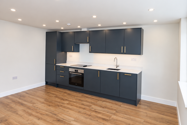 Grovebury Court, Chase Road, , Southgate photo 3