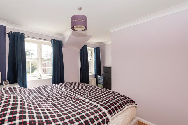 Flat for sale in Lime Tree Court, London Colney, St. Albans, Hertfordshire