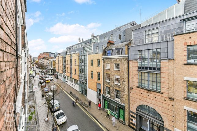 Flat 17  Flat 17, Lambs Conduit Street, London photo 3