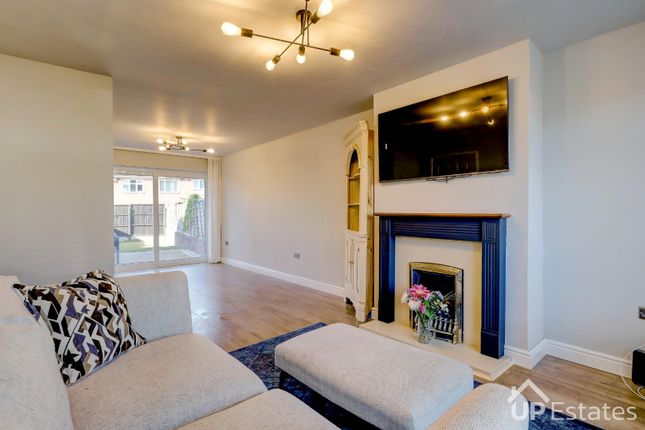 2, Chetwode Close, Coventry photo 4
