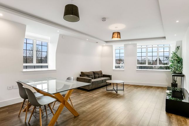 Flat for sale in Chandos Way, London