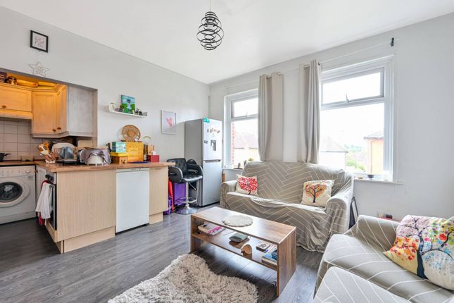 Flat for sale in Manor Road, Stoughton, Guildford