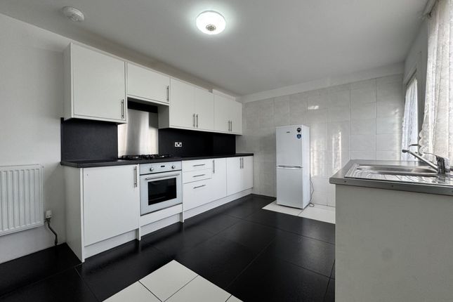 14 Erskine Wynd, Dunfermline photo 4