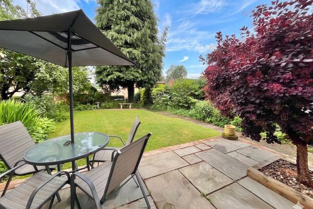 31, Knutsford Road, Alderley Edge photo 4